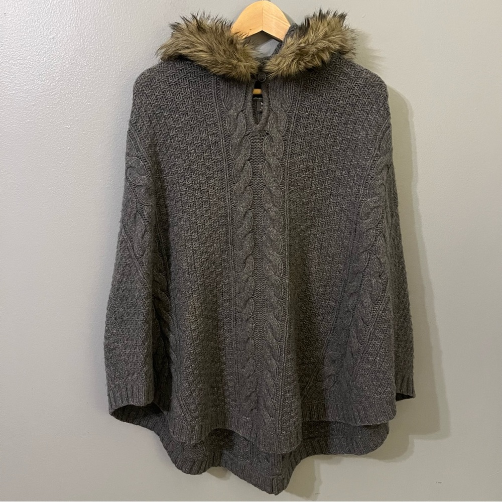 Eddie Bauer Cape with Faux Fur Hood Size M/L